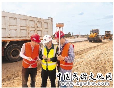 乌兹别克斯坦测量员的中国师傅(海外纪闻)